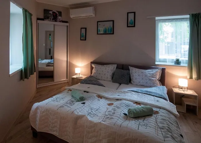 Aparthotel Bokor Vendeghaz - Levendula 4*