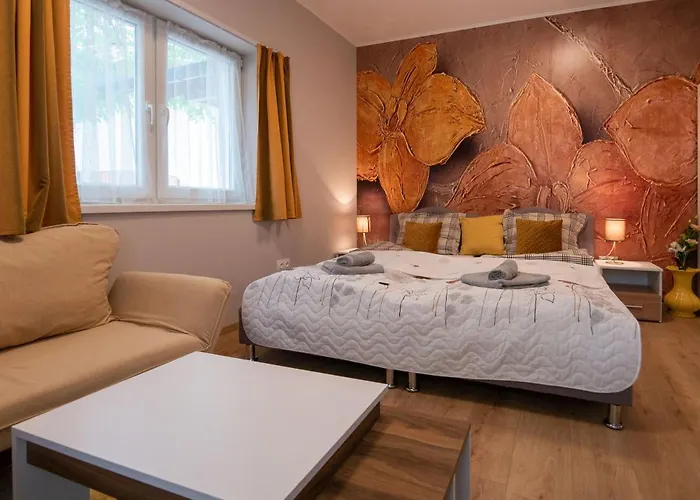 Bokor Vendeghaz - Levendula Aparthotel Szentes